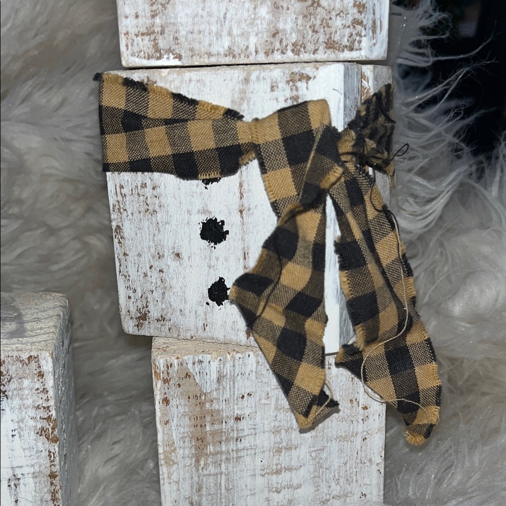 Rustic Snowman Block Decor - Picture 6 of 17